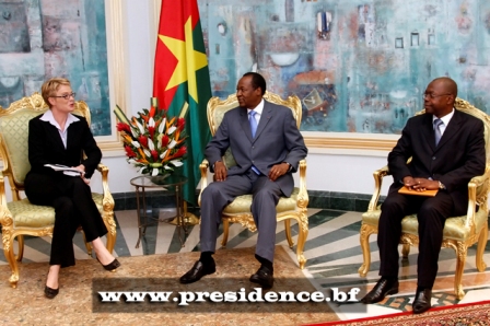 phpF7IG6T-AMB DANMARK