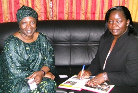 Mariam Sy Diawara, et Nestorine Sangaré, Ministre burkinabè de la promotion de la femme. Ph.B24