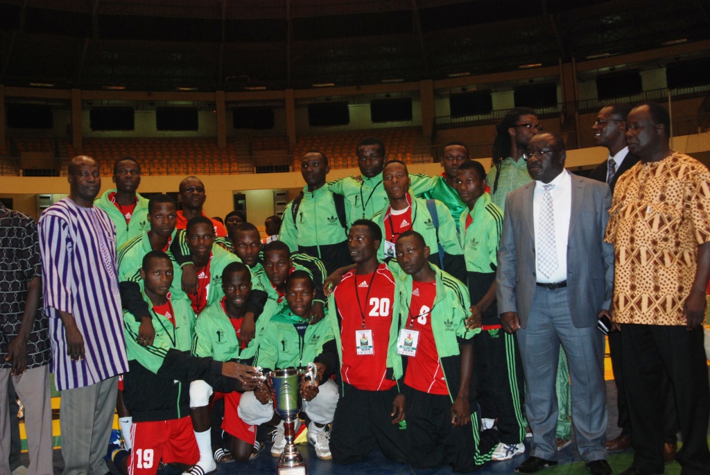 Les Béninois ont remporté la première édition du Tournoi des zones 2 et 3 © Burkina 24