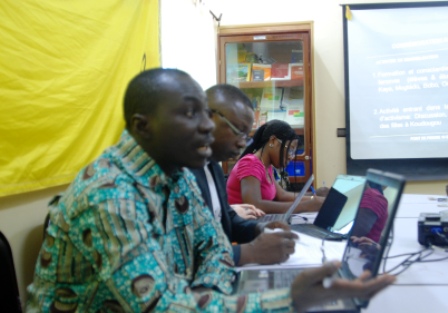 Au premier plan, Roger Minoungou et Christian Ouédraogo, animateurs du point de presse de ce mardi 10 décembre 2013. © BURKINA 24
