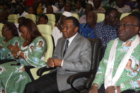 François Compaoré (costume) estime qu'il faut s'en remettre "au peuple" (Ph : L'Evènement)