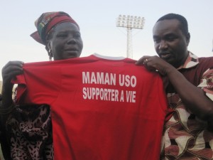 Le sacrifice de Maman USO pour le club ont été salués par les dirigeants