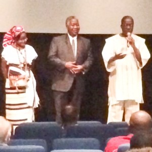 L'ambassadeur Koné et le cinéaste Gaston Kaboré au festival Vues d'Afrique.