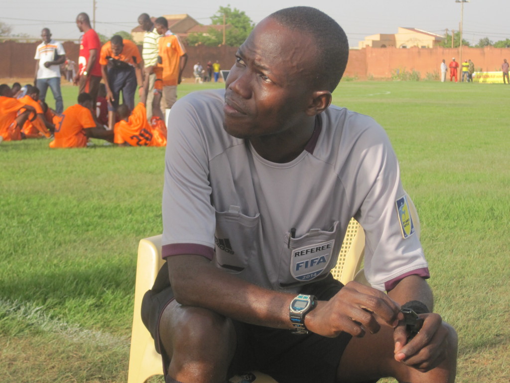 L'arbitre international Juste Ephrem Zio est l'arbitre du match Côte d'Ivoire # Sierra Leone (ph. Burkina 24)