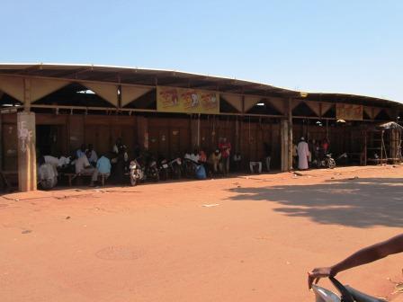 Les étals du marché central de Bobo-Dioulasso sont restés clos (© B. Kindo)