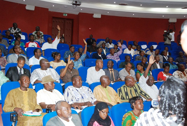 Les députés de l'ex-majorité ont voté contre la loi  © Burkina24 