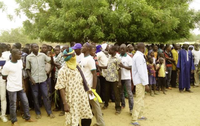 Les militants de la NAFA lors du meeting 