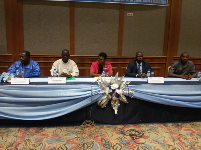 Lareprésentante résidente de la Banque mondiale au Burkina, Mercy Tembon  a promis de prendre en compte les idées pertinentes exprimées par les jeunes.