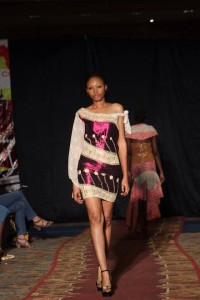 11751953_920612331332068_7681500658327966074_n