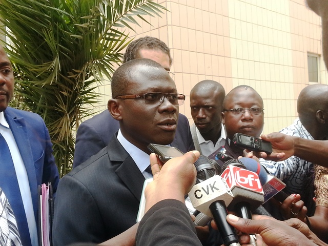 « Nous voulons maintenir les prix des loyers dans une portion assez supportable par la majorité des Burkinabè », selon le ministre René Bagoro