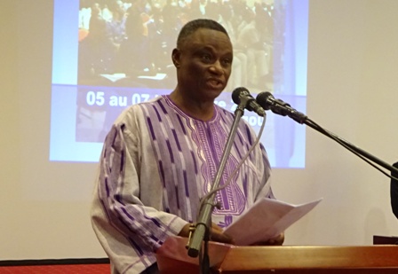 Le ministre de l’administration territoriale et de la décentralisation, Youssouf Ouattara, représentant le premier ministre, Yacouba I. Zida