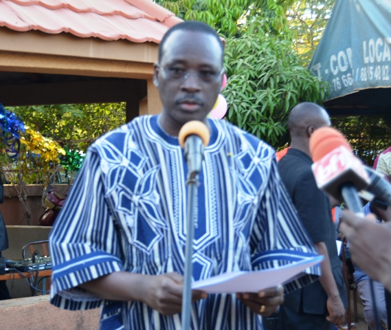La « Fondation Zida pour le Burkindi » est présidée par le premier ministre, Yacouba Isaac Zida.