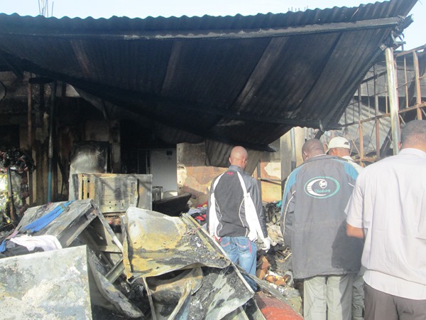 Etat du magasin electro-ménager après l'incendie