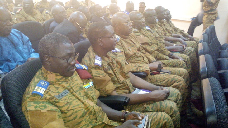 Les chefs militaires ont été appelés par le ministre de la défense à mettre leurs divergences sous le boisseau © Burkina24