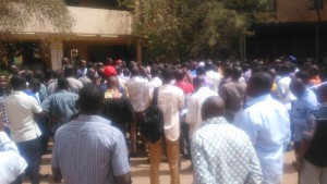 Le mot d'ordre de sit-in a été observé ce 29 mars 2016 au ministère de l'Administration territoriale, de la décentralisation et de la sécurité - © Burkina 24