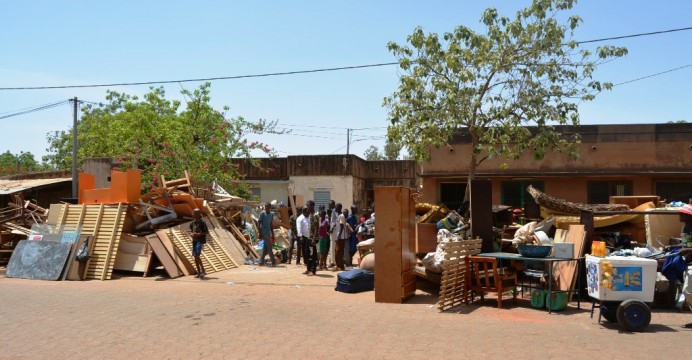 La cour de la famille Yanogo a été démolie le lundi 18 avril 2016 - © Burkina 24