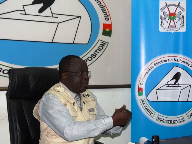 Me Barthélémy Kéré, président de la CENI : « La sécurité est là pour prêter main forte. Elle ne peut pas tout faire ». © Burkina24