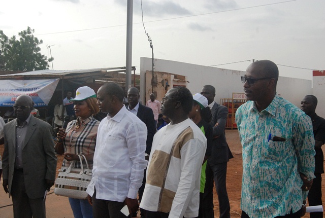 Les représentants des entreprises qui ont réalisé les travaux ont été félicités pour le travail abattu