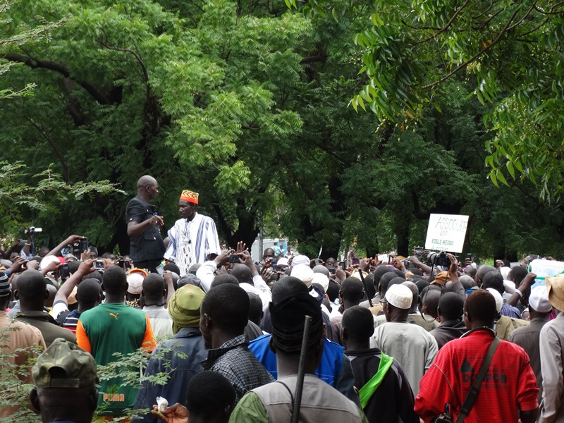 Le Rassam Kandé Naba, chef des Koglwéogo en Faso Dan Fani a été acclamé à son arrivée comme à son départ par la foule