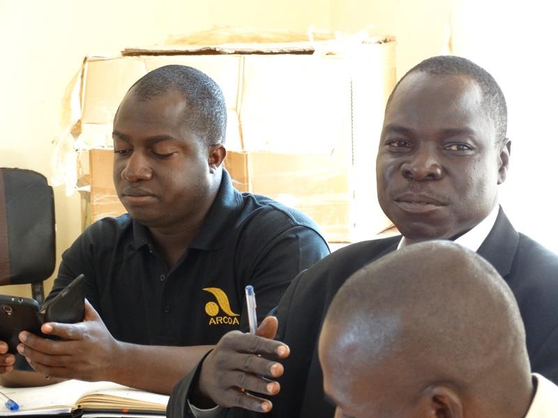 Au prmier plan, le directeur régional Salif Sankara avec à sa droite le médecin chef de district Abdoulaye Yaméogo