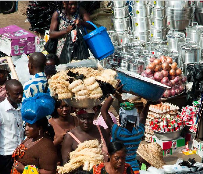 Les experts recommandent la diversification de l'économie de manière agressive. © screenshot