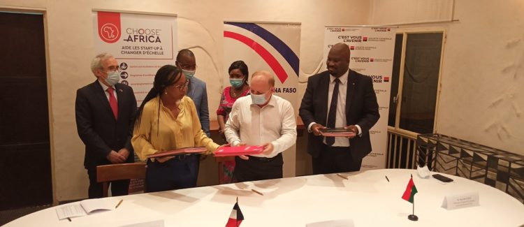 l’initiative française Choose Africa au Burkina Faso, Proparco et la banque Société Générale Burkina Faso ont procédé à la signature d’une convention