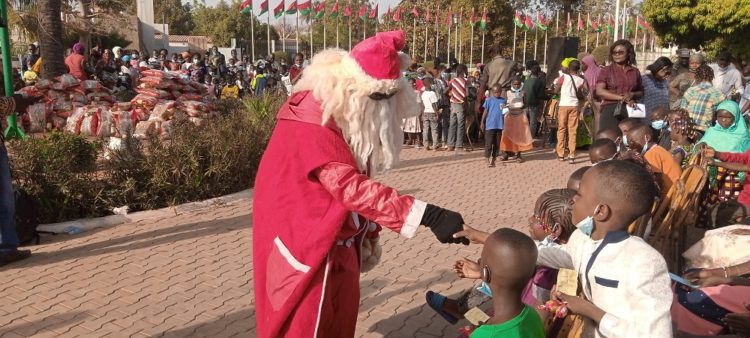 La mairie de Ouagadougou donne le sourire à 410 enfants défavorisés